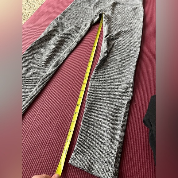 Colosie Leggings Textured Grey Size Medium Workout Yoga Exercise - Picture 9 of 9